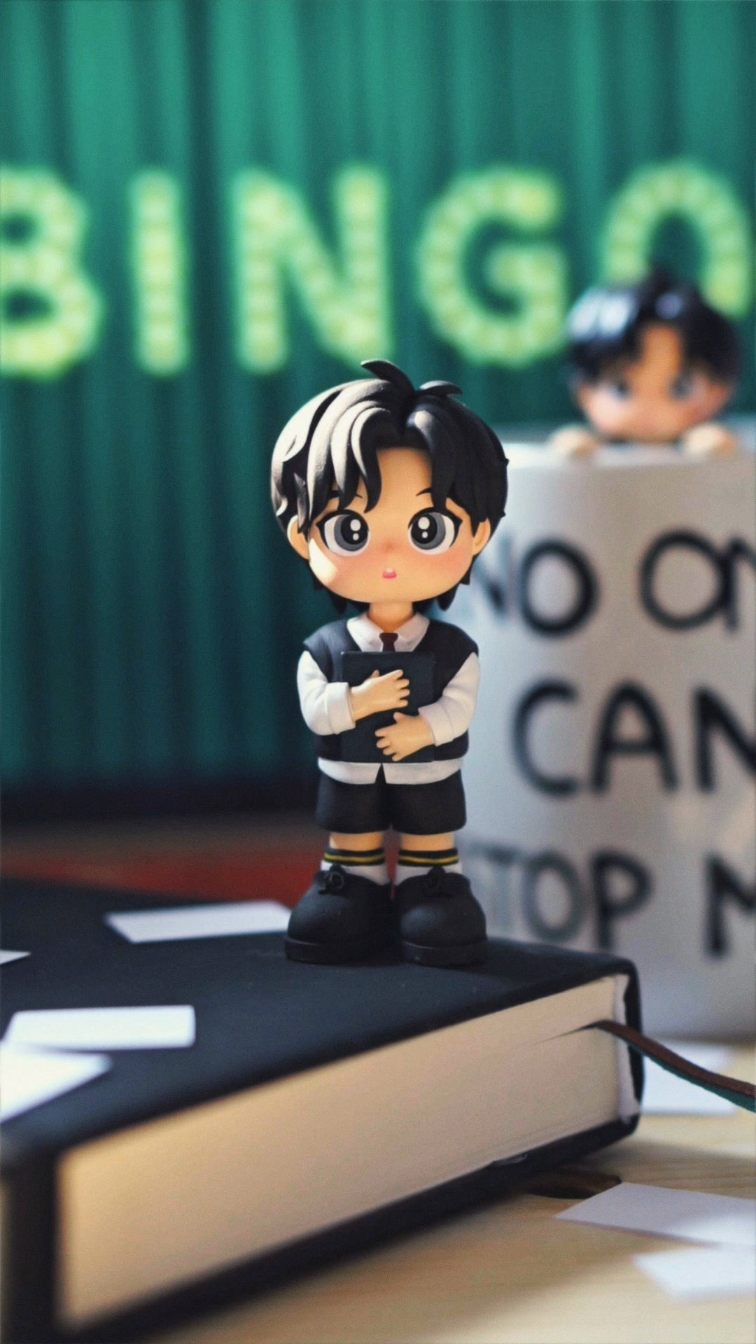 Tiny Lee know - Youth figure