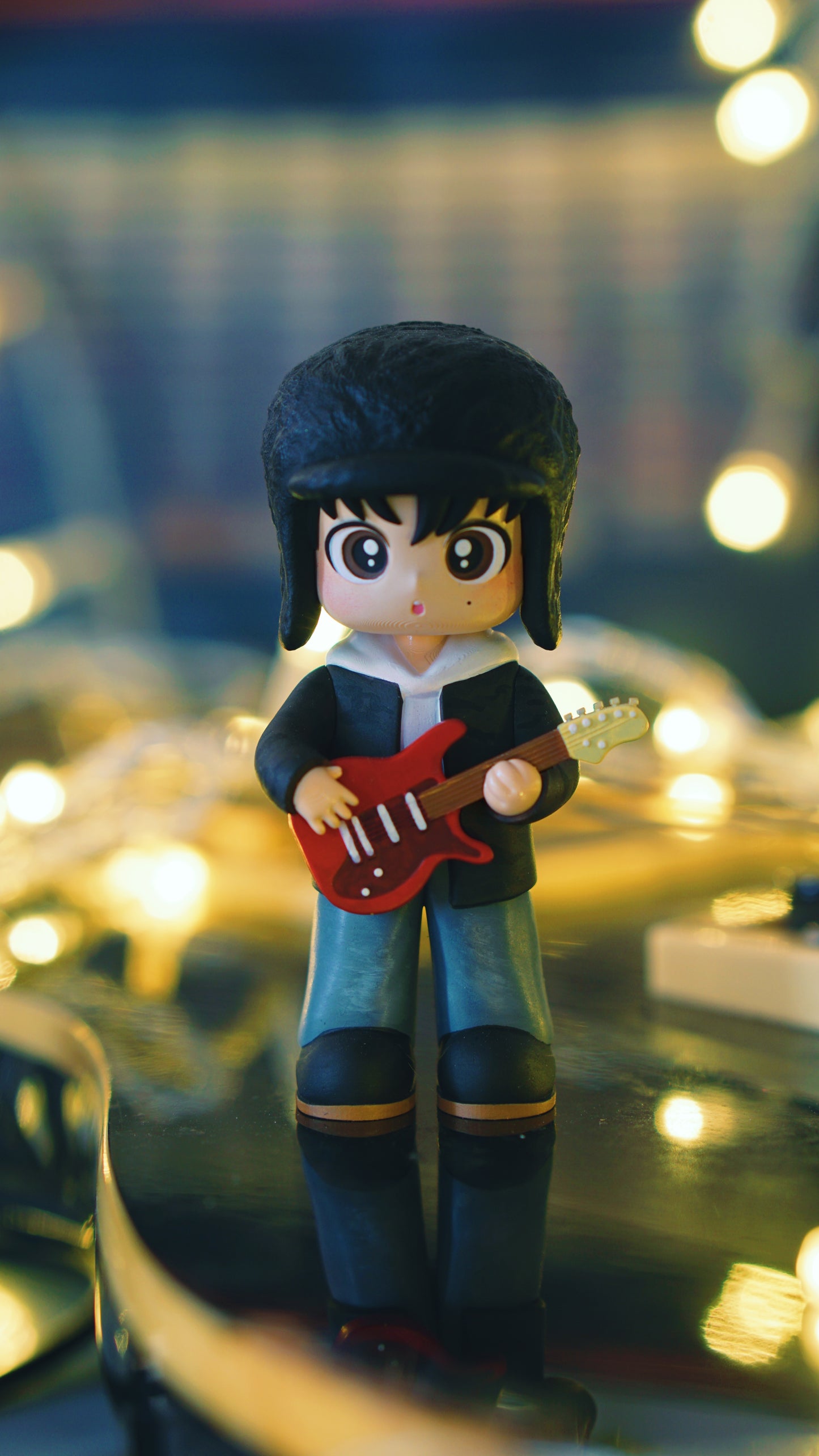 Tiny Han - hold my hand figure