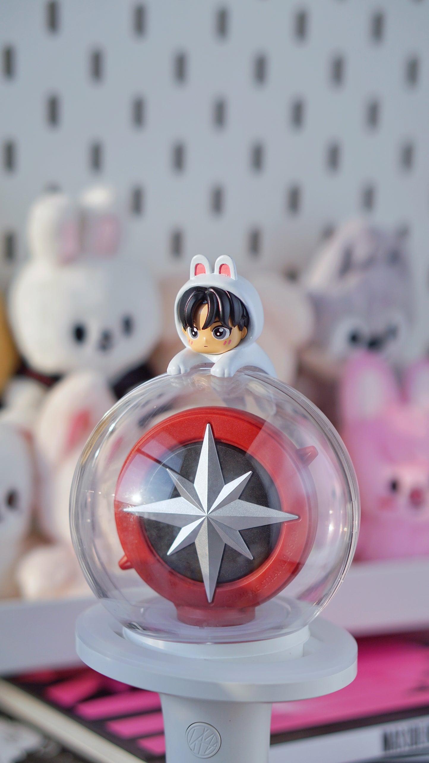 Tiny Lee know lightstick hipper
