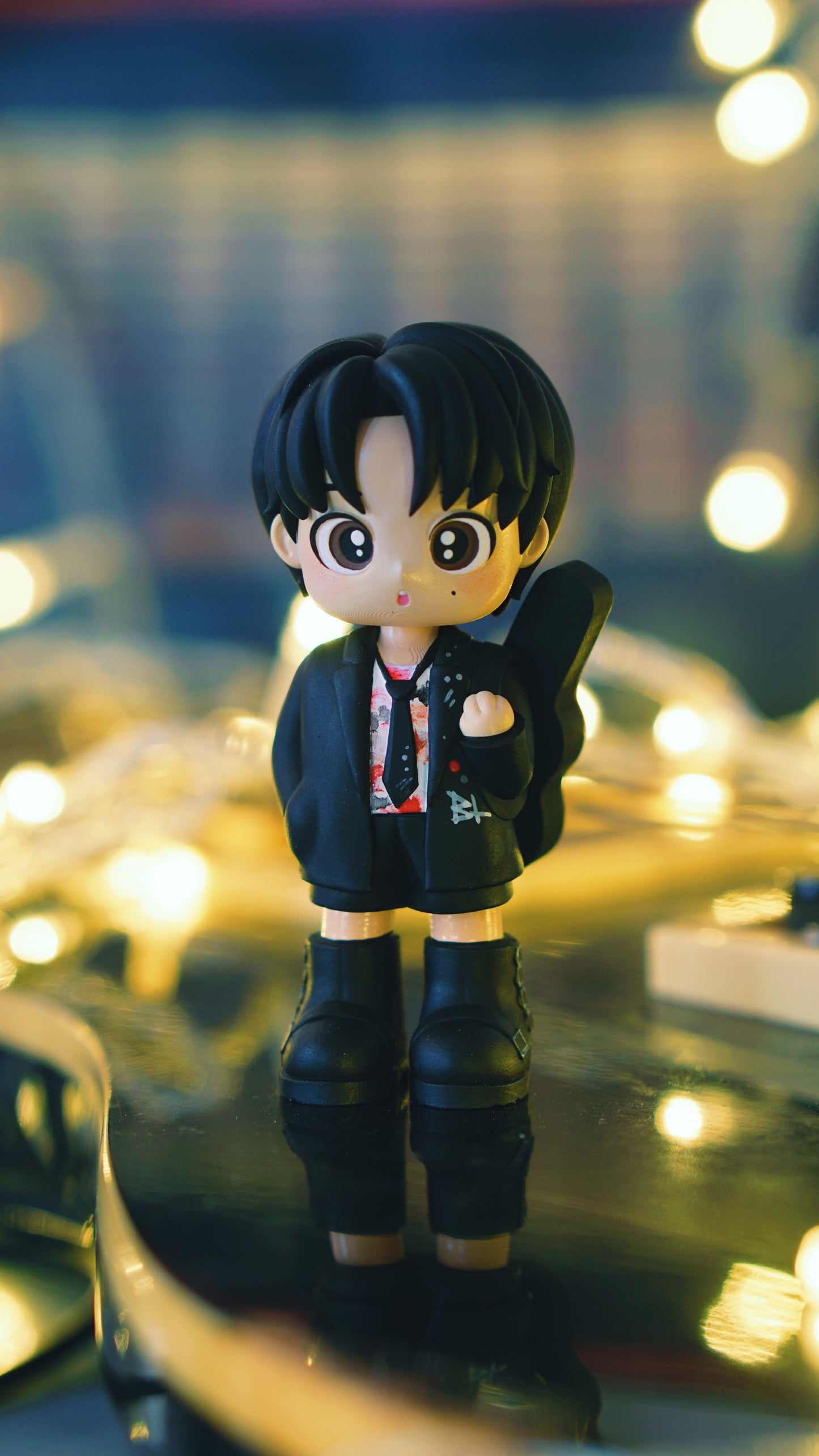 Tiny Han - hold my hand figure