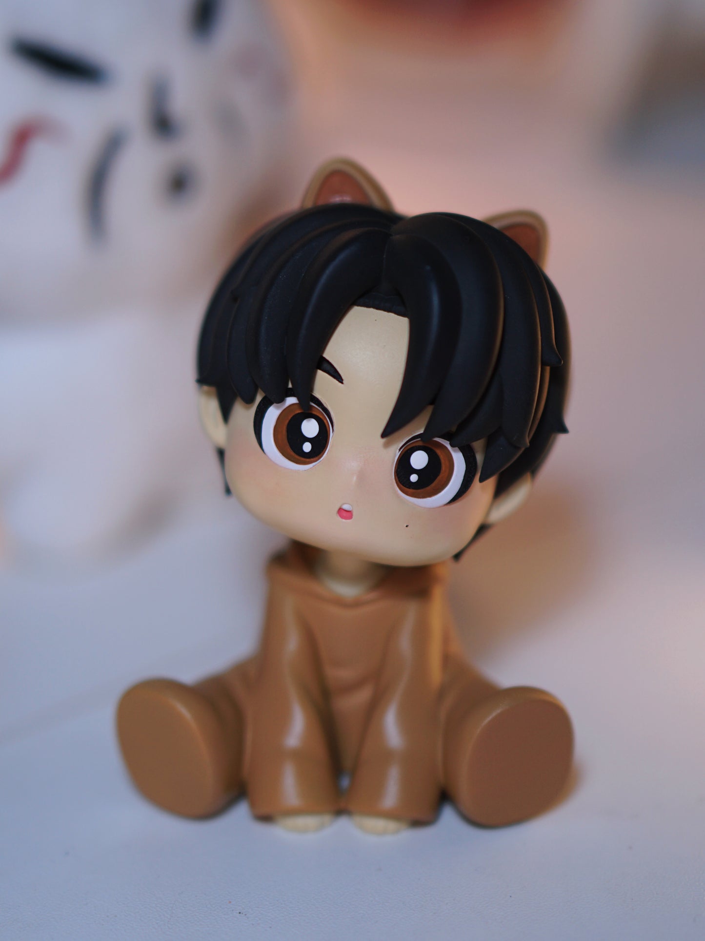 Han sitting figure (Posable head)