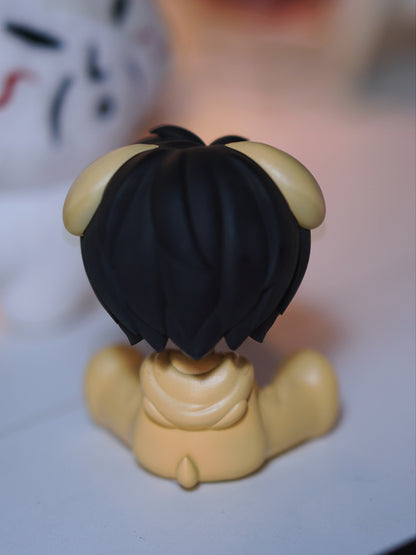 Seungmin sitting figure (Posable head)