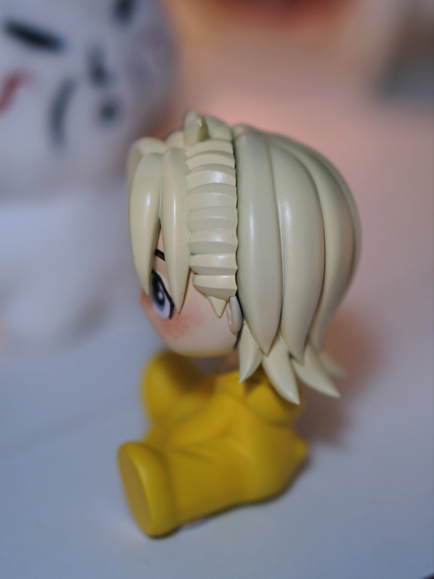 Felix sitting figure (Posable head)