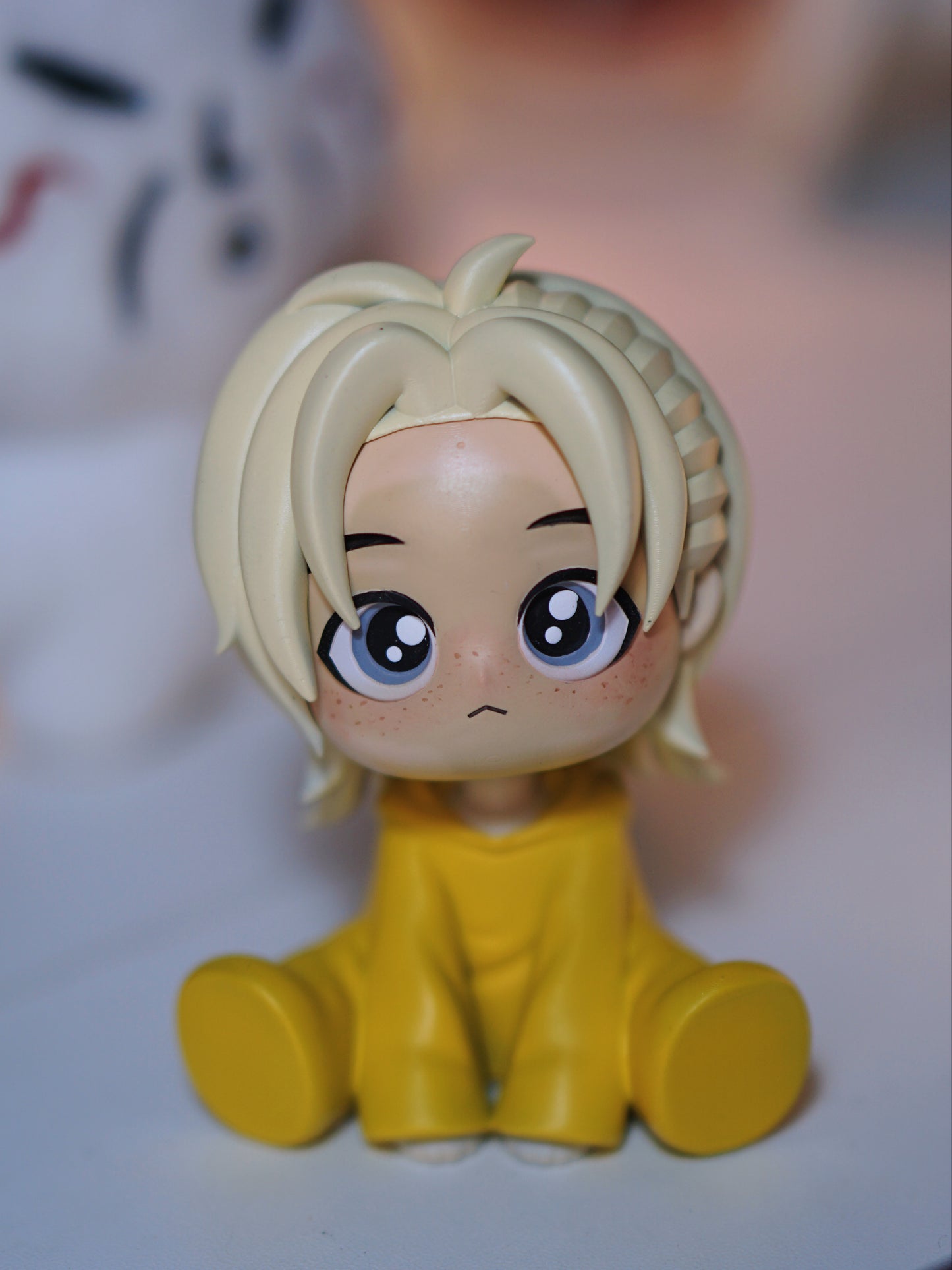 Felix sitting figure (Posable head)