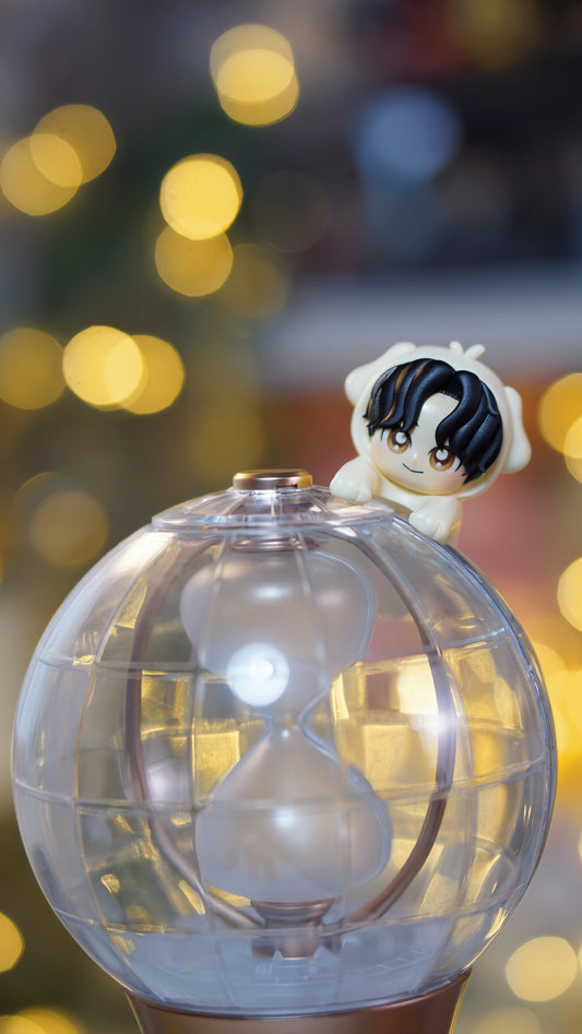 Tiny Yeosang lightstick hipper